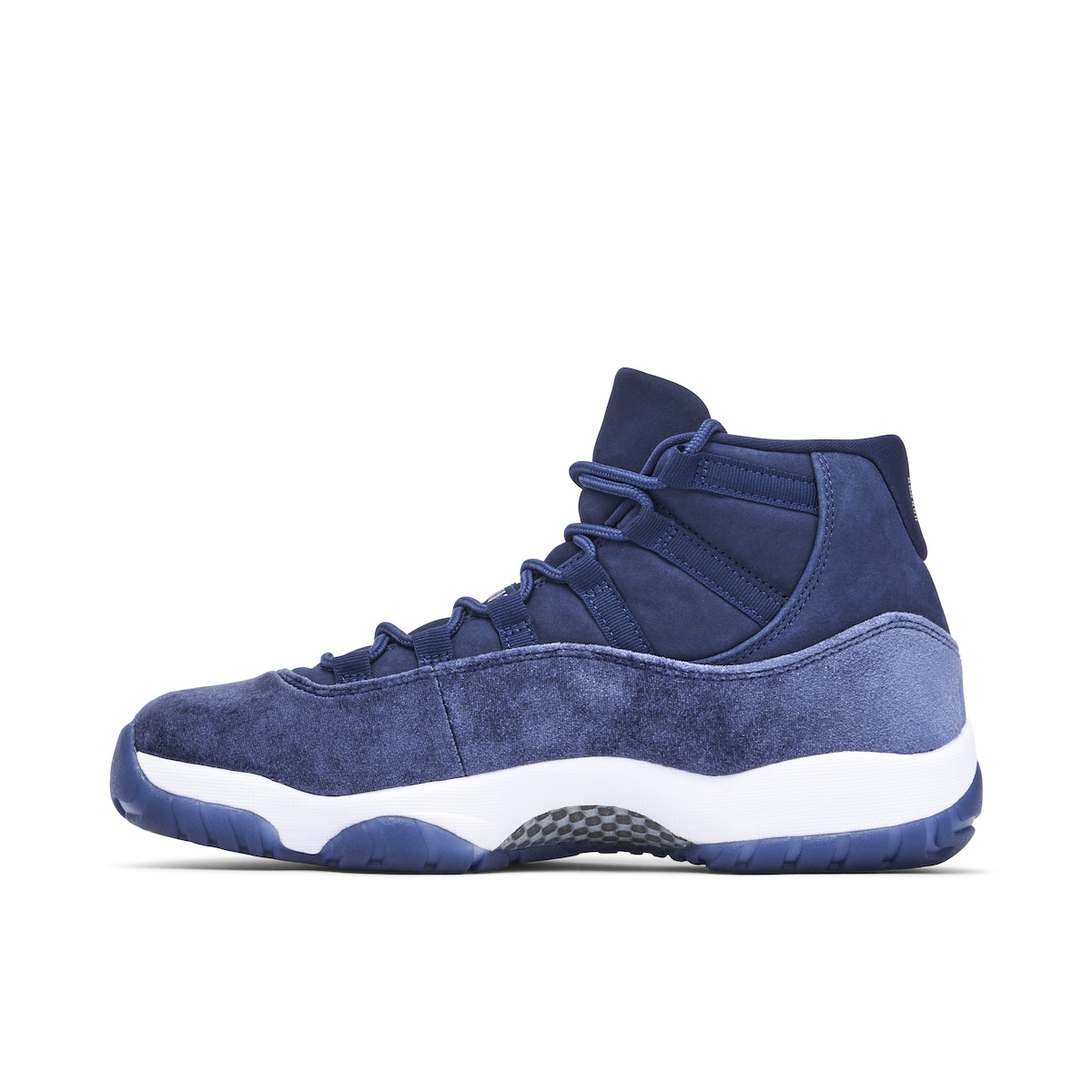 AIR JORDAN 11 ‘MIDNIGHT NAVY VELVET’