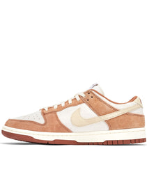 NIKE DUNK low ‘MEDIUM CURRY’