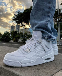 AIR JORDAN 4 ‘PURE MONEY’