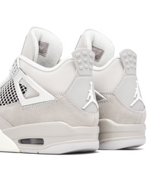 AIR JORDAN 4  ‘FROZEN MOMENTS’