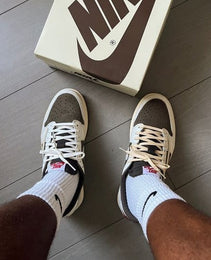 AIR JORDAN 1 LOW x TRAVIS SCOTT ‘REVERSE MOCHA’