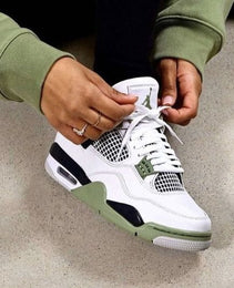 AIR JORDAN 4 ‘SEAFOAM’