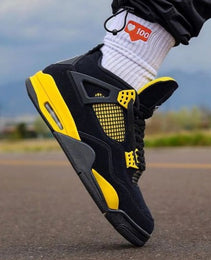 AIR JORDAN 4 ‘THUNDER’ (2023)