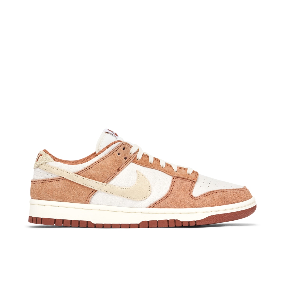 NIKE DUNK low ‘MEDIUM CURRY’